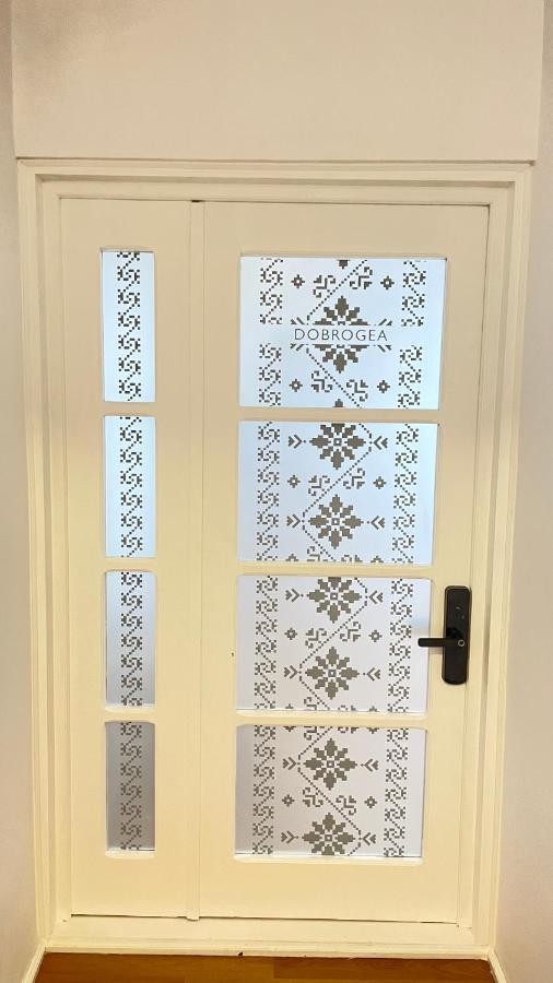 דירות באלוטשטי Biolocalia House Dobrogea מראה חיצוני תמונה
