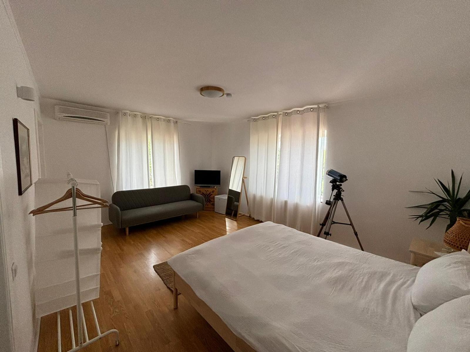 דירות באלוטשטי Biolocalia House Dobrogea מראה חיצוני תמונה